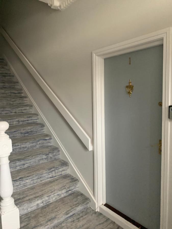 Stunning 3 Bed Seafront Mansion Building Sleeps 6 Adults Or 8 With Kids Apartment Portrush Ngoại thất bức ảnh