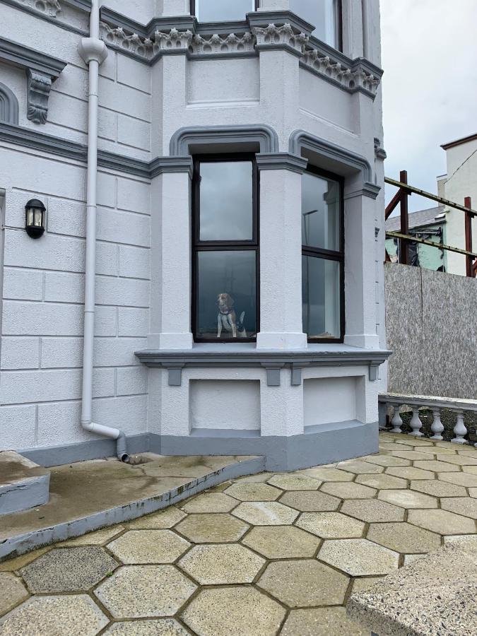 Stunning 3 Bed Seafront Mansion Building Sleeps 6 Adults Or 8 With Kids Apartment Portrush Ngoại thất bức ảnh