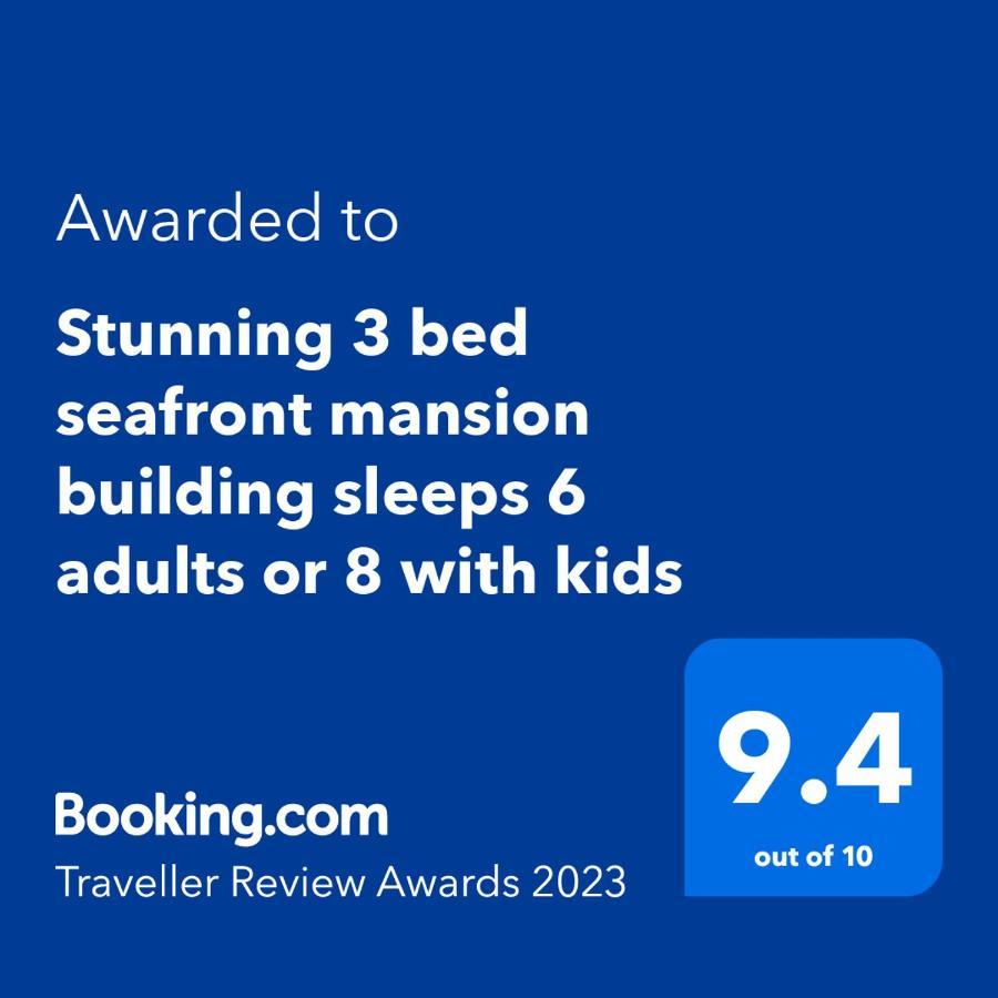 Stunning 3 Bed Seafront Mansion Building Sleeps 6 Adults Or 8 With Kids Apartment Portrush Ngoại thất bức ảnh
