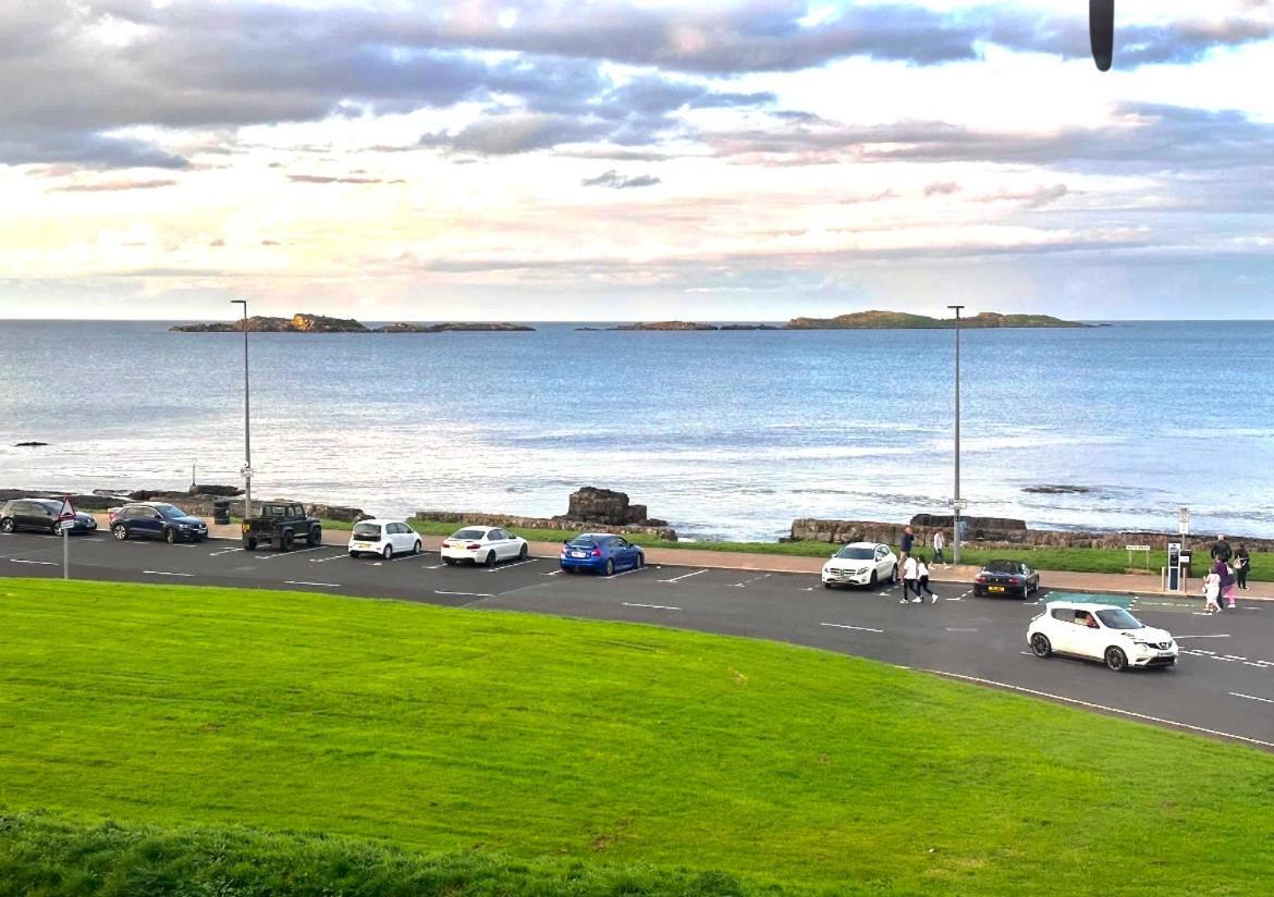 Stunning 3 Bed Seafront Mansion Building Sleeps 6 Adults Or 8 With Kids Apartment Portrush Ngoại thất bức ảnh